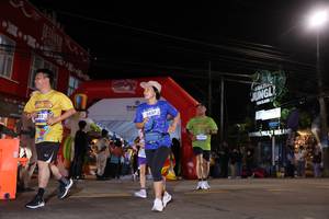 BIB: 3527
                            <button type="button" onclick="openModal(26265238)" class="btn btn-primary btn-sm float-right btn-popup" data-toggle="modal" data-target=".modal-high-quality">
                        <i class="fas fa-shopping-cart"></i> Add to Cart
                    </button>
                                            <button type="button" onclick="isThisMe(26265238, true)" class="btn btn-success btn-sm float-right btn-popup btn-isme hidden" data-toggle="tooltip" data-placement="bottom" title="นี่คือรูปของคุณใช่ไหม คลิกที่นี่เพื่อเอาเข้าอัลบั้ม">
                        <i class="fas fa-plus"></i> Add to album
                    </button>
                    <button type="button" onclick="isThisMe(26265238, false)" class="btn btn-warning btn-sm float-right btn-popup btn-isnotme hidden">
                        <i class="fas fa-ban"></i> Remove from album
                    </button>